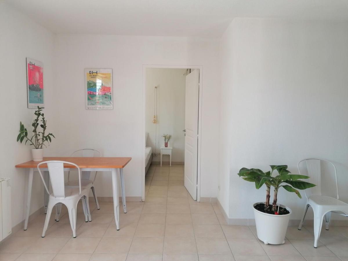 Marseille : Joli T2 Mer Et Collines + Terrasse Екстер'єр фото