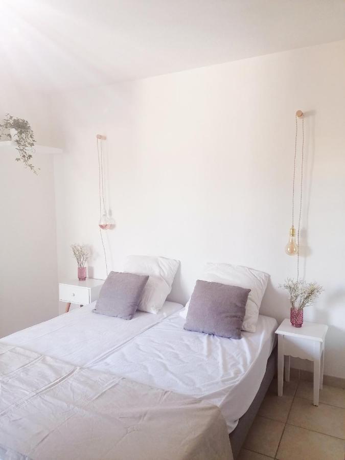 Marseille : Joli T2 Mer Et Collines + Terrasse Екстер'єр фото